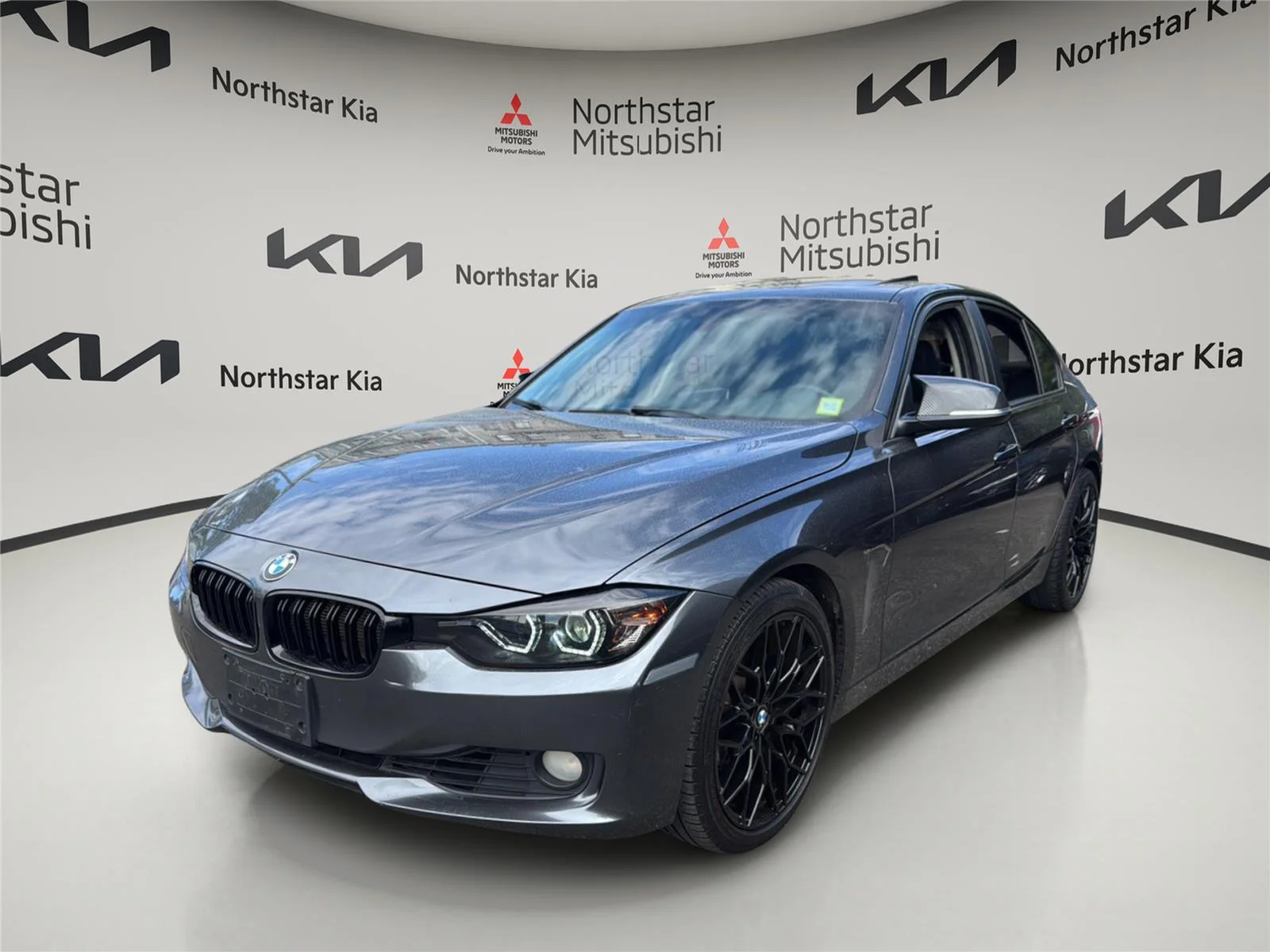 2013 BMW 3 Series 328i Sedan's photo