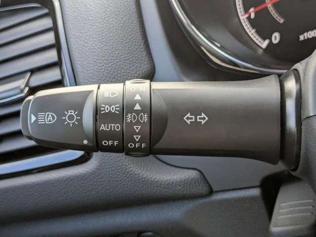 New 2027 Black Mitsubishi ES image 27