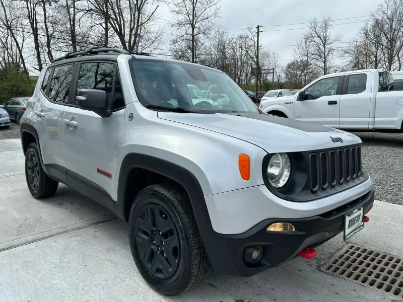 2018 Jeep Renegade Trailhawk - Photo 16