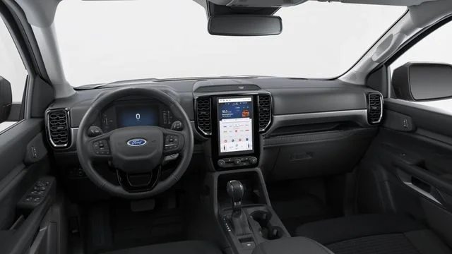 New 2026 Oxford White Ford XLT image 7