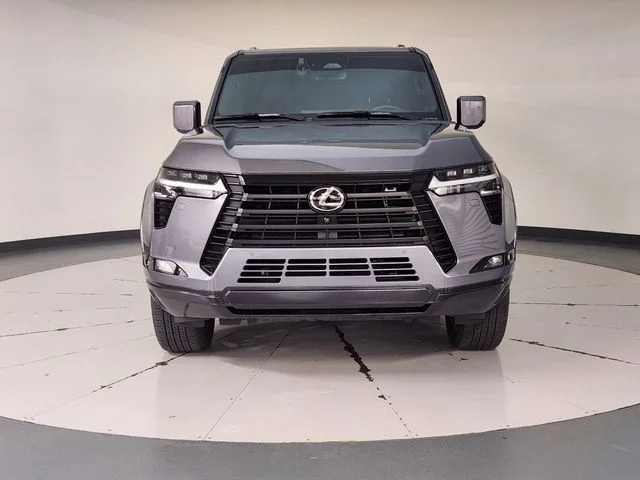 Used 2025 Gray Lexus 550 Luxury image 8