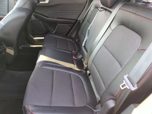 Used 2023 Silver Ford ST-Line image 28