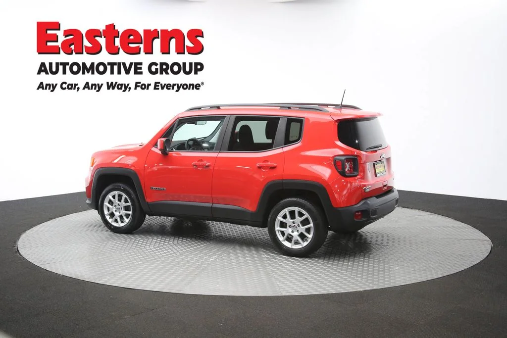 Used 2021 Red Jeep Latitude image 62