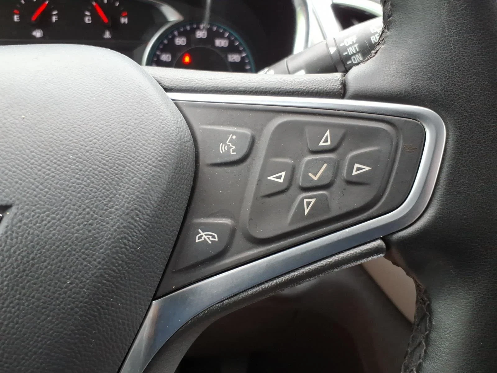 Used 2023 Sterling Gray Metallic Chevrolet LT image 16