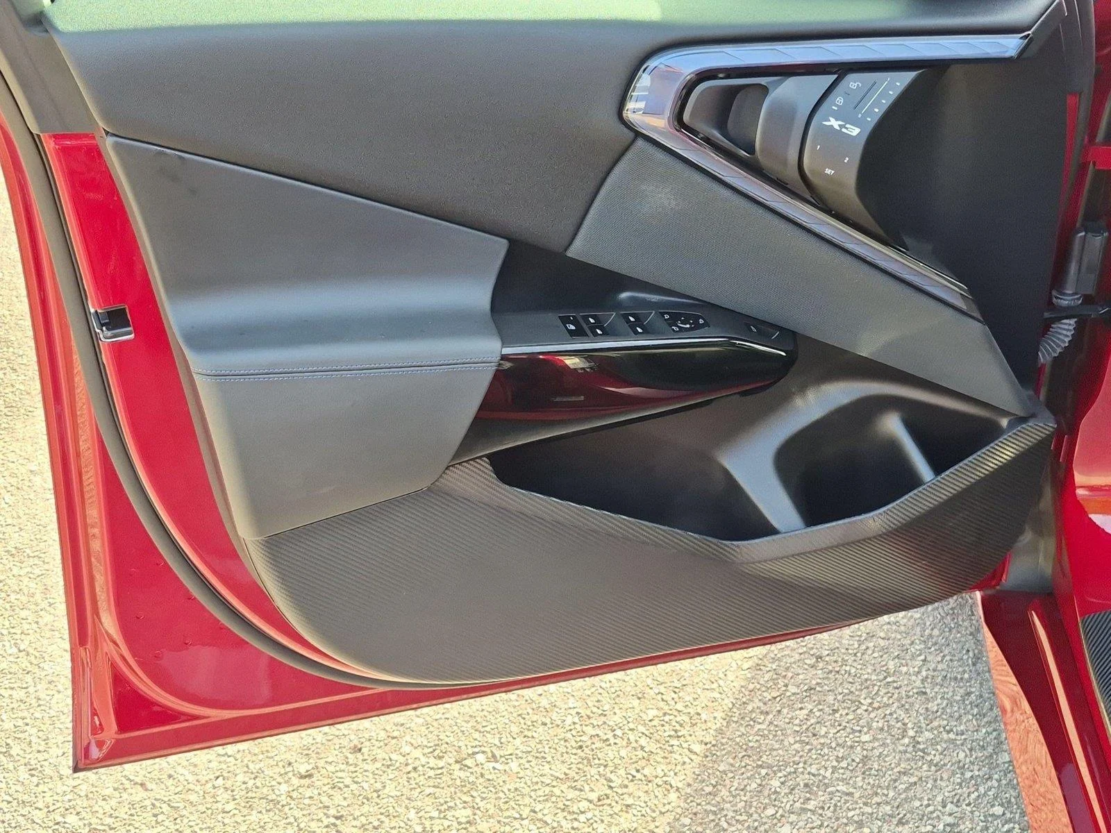 Used 2025 Vegas Red Metallic BMW M50 xDrive image 14