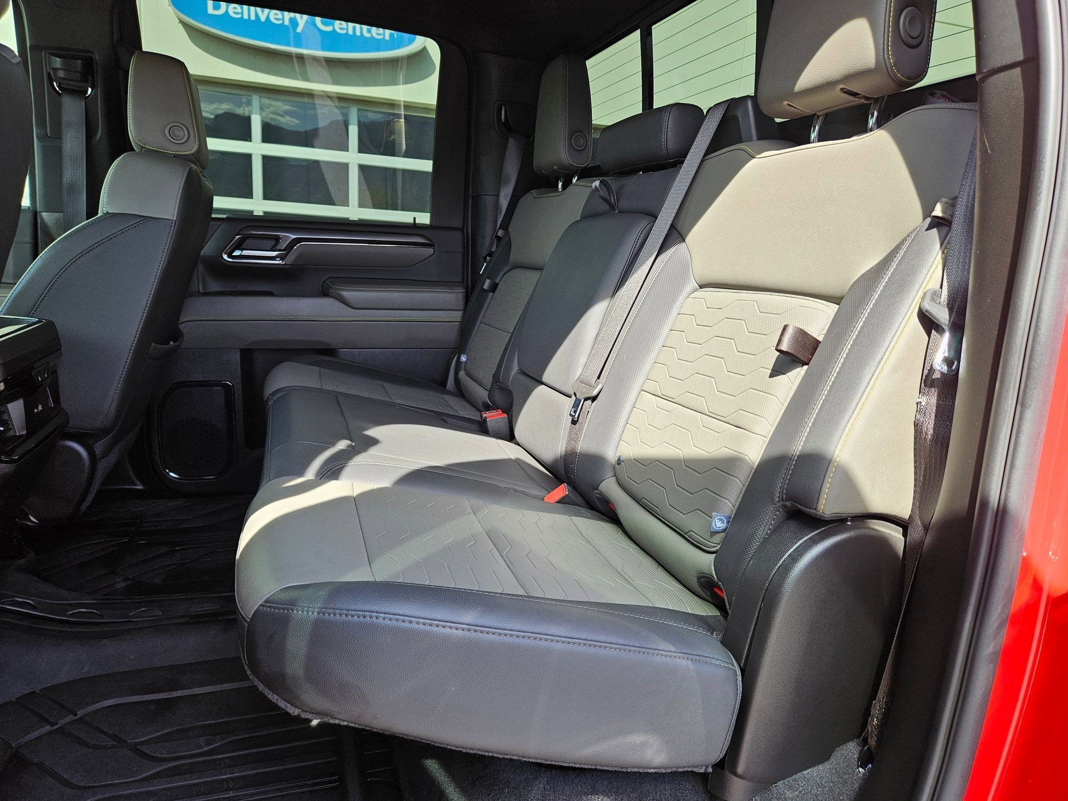 2024 Chevrolet Silverado 2500HD ZR2 - Photo 27