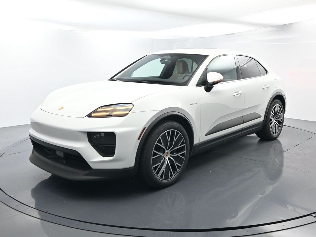 2025 Porsche Macan
