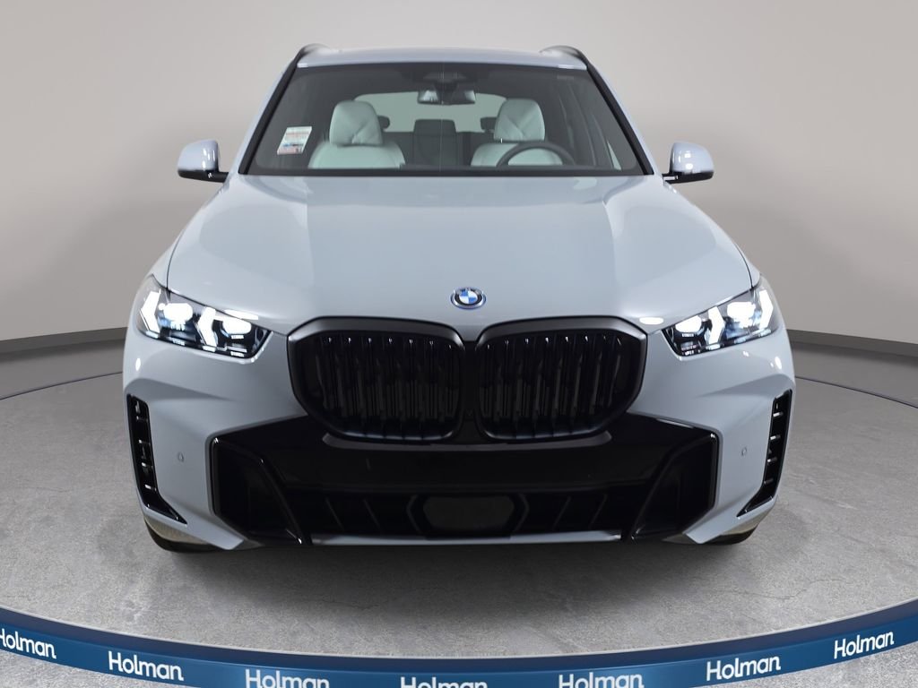 New 2026 Brooklyn Grey Metallic BMW xDrive50e image 2