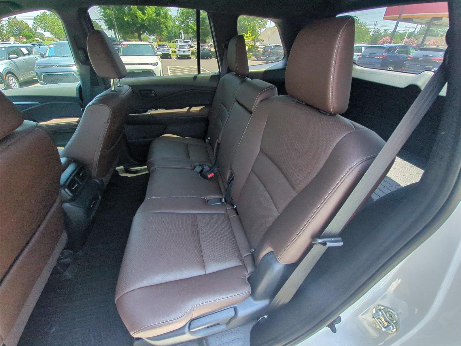 Used 2025 Platinum White Pearl Honda EX-L image 49