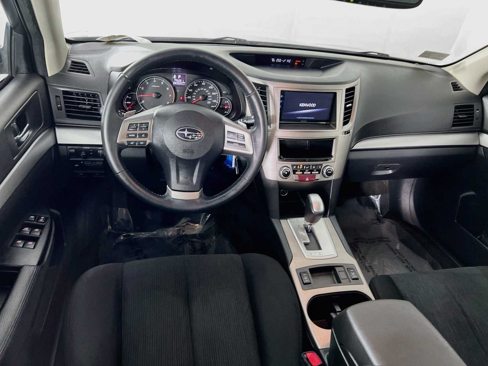 Used 2014 Ice Silver Metallic Subaru 2.5i Premium image 22