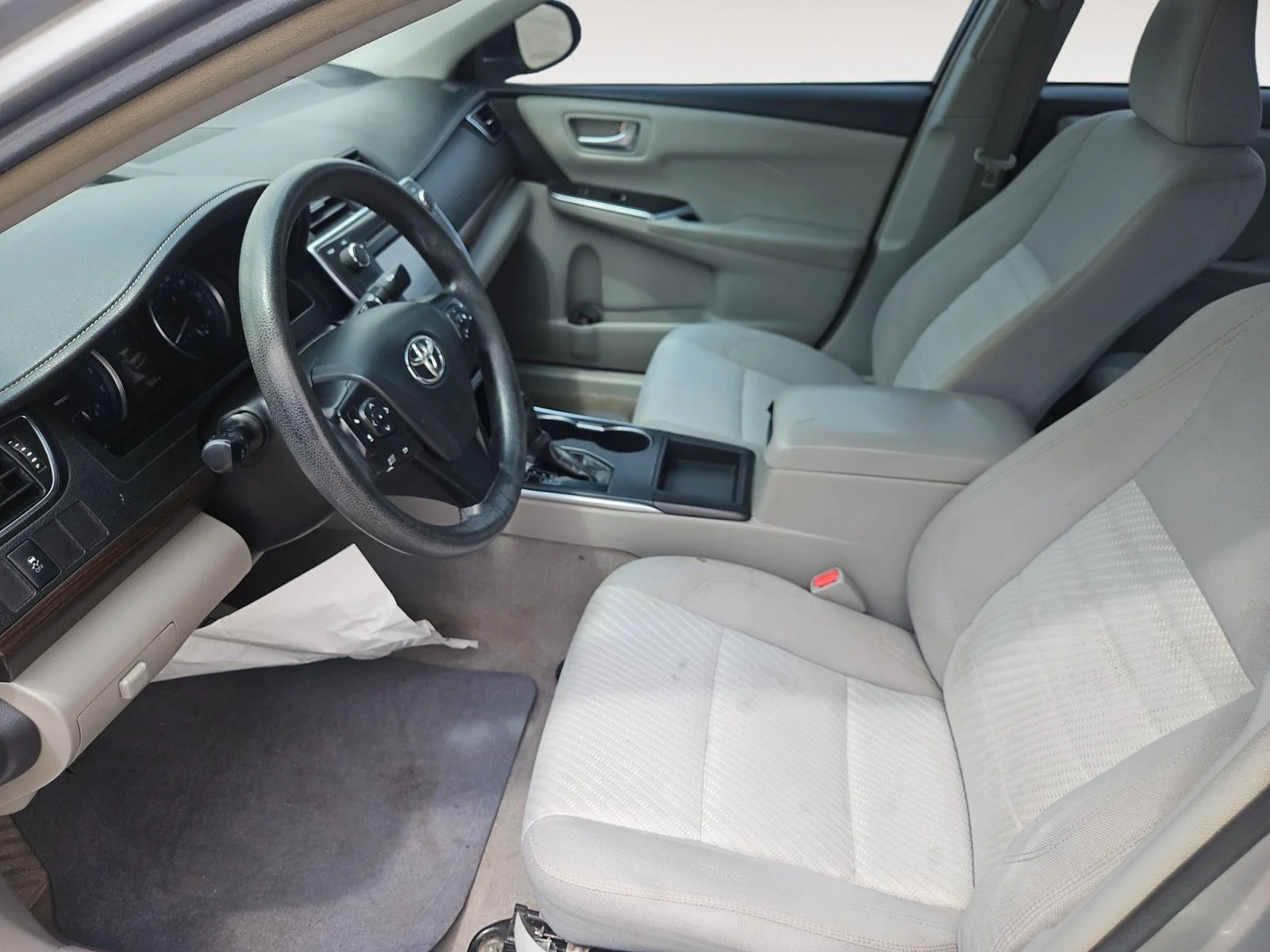 Used 2017 Celestial Silver Metallic Toyota LE image 20