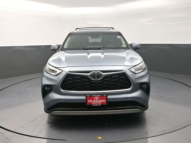 Used 2021 Blue Toyota Platinum image 2
