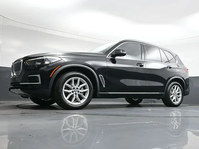 Used 2023 Black BMW xDrive40i image 35