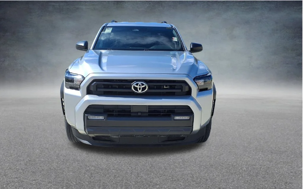 Used 2025 Silver Toyota SR5 image 2