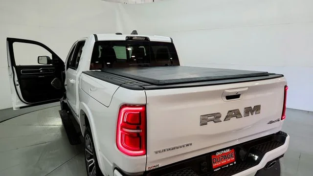 New 2026 Ivory White Tri-Coat Pearl-Coat Exterior Paint RAM Tungsten image 15