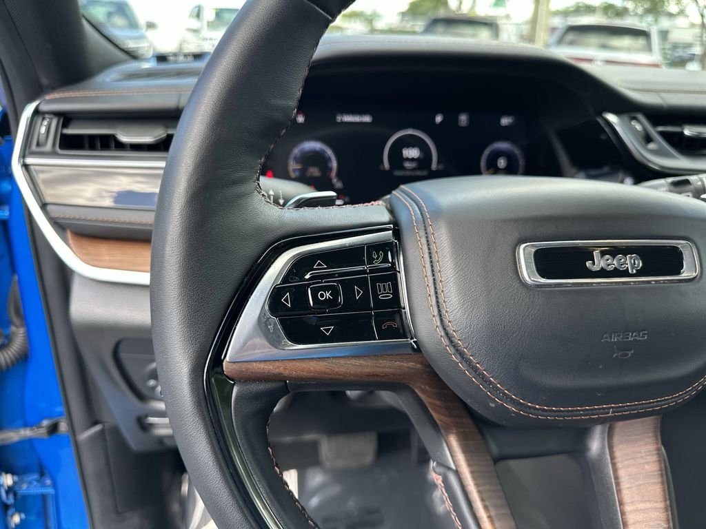 Used 2023 Blue Jeep Summit image 26