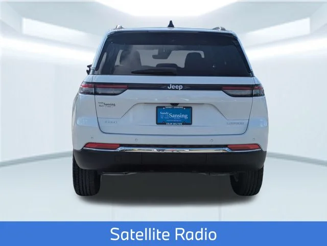 New 2025 White Jeep Laredo image 5