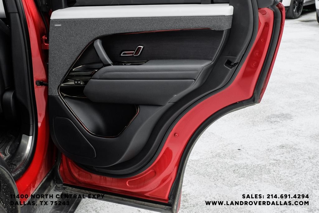 Used 2023 Firenze Red Metallic Land Rover SE Dynamic image 55