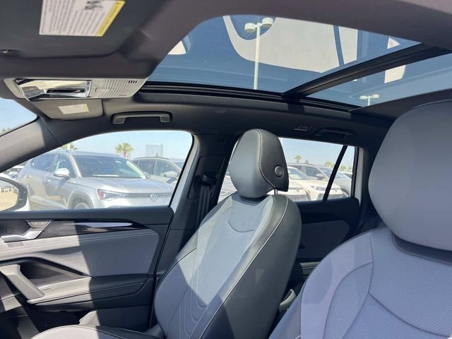 New 2026 White/off-white Volkswagen 2.0T SE R-Line Black image 20