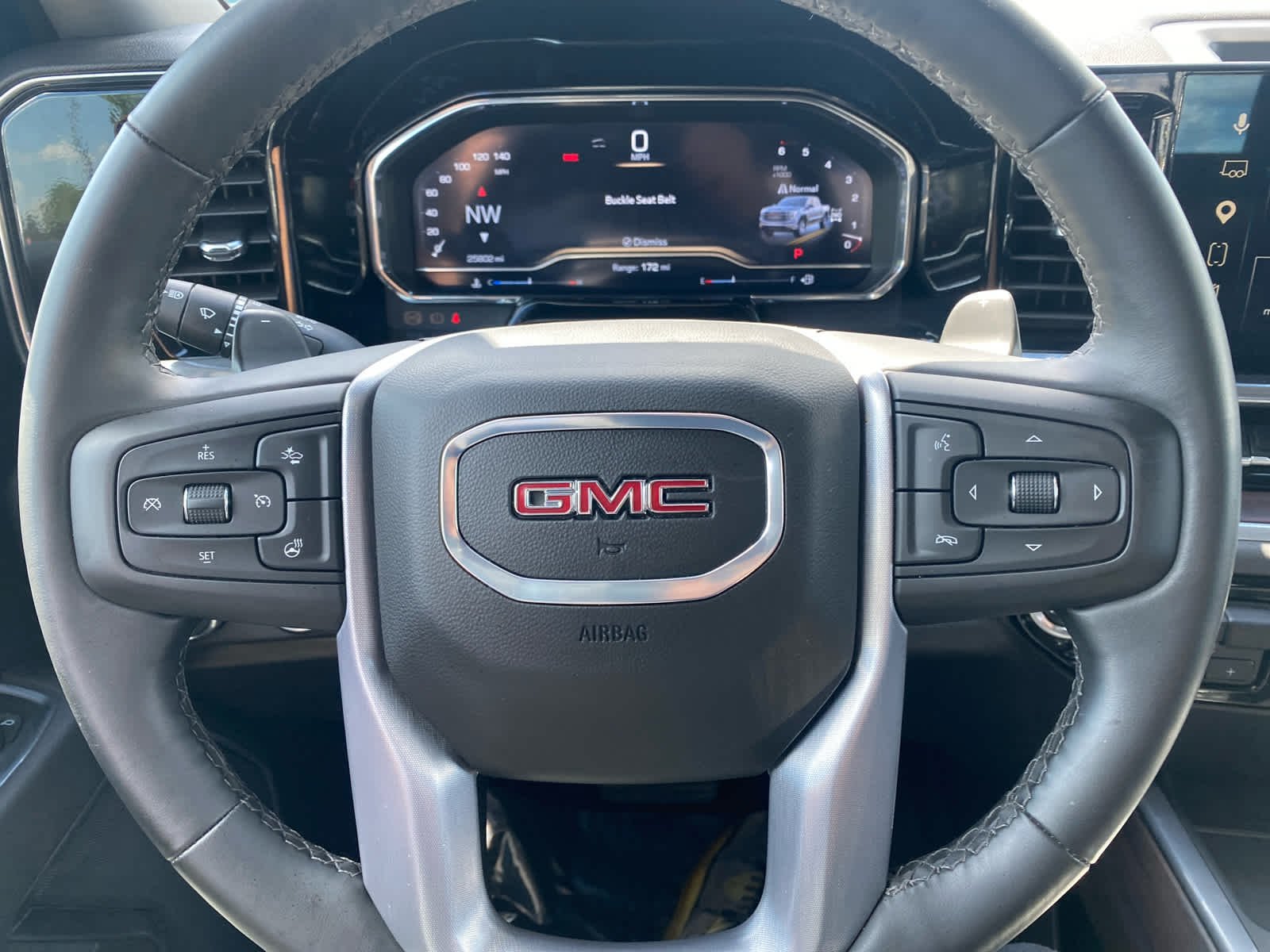 Used 2025 White Frost Tricoat GMC SLT image 12
