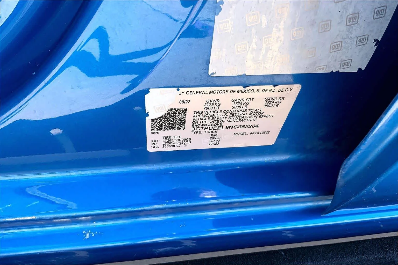 Used 2022 DYNAMIC BLUE METALLIC GMC AT4 image 33