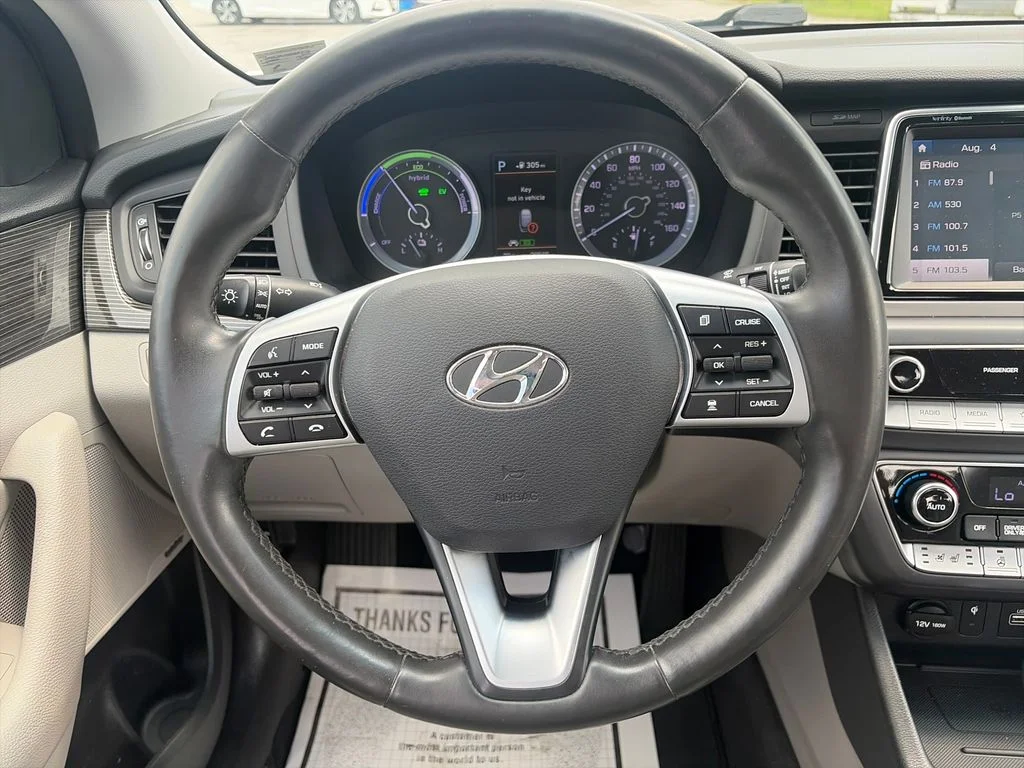 Used 2019 White Hyundai Limited image 15