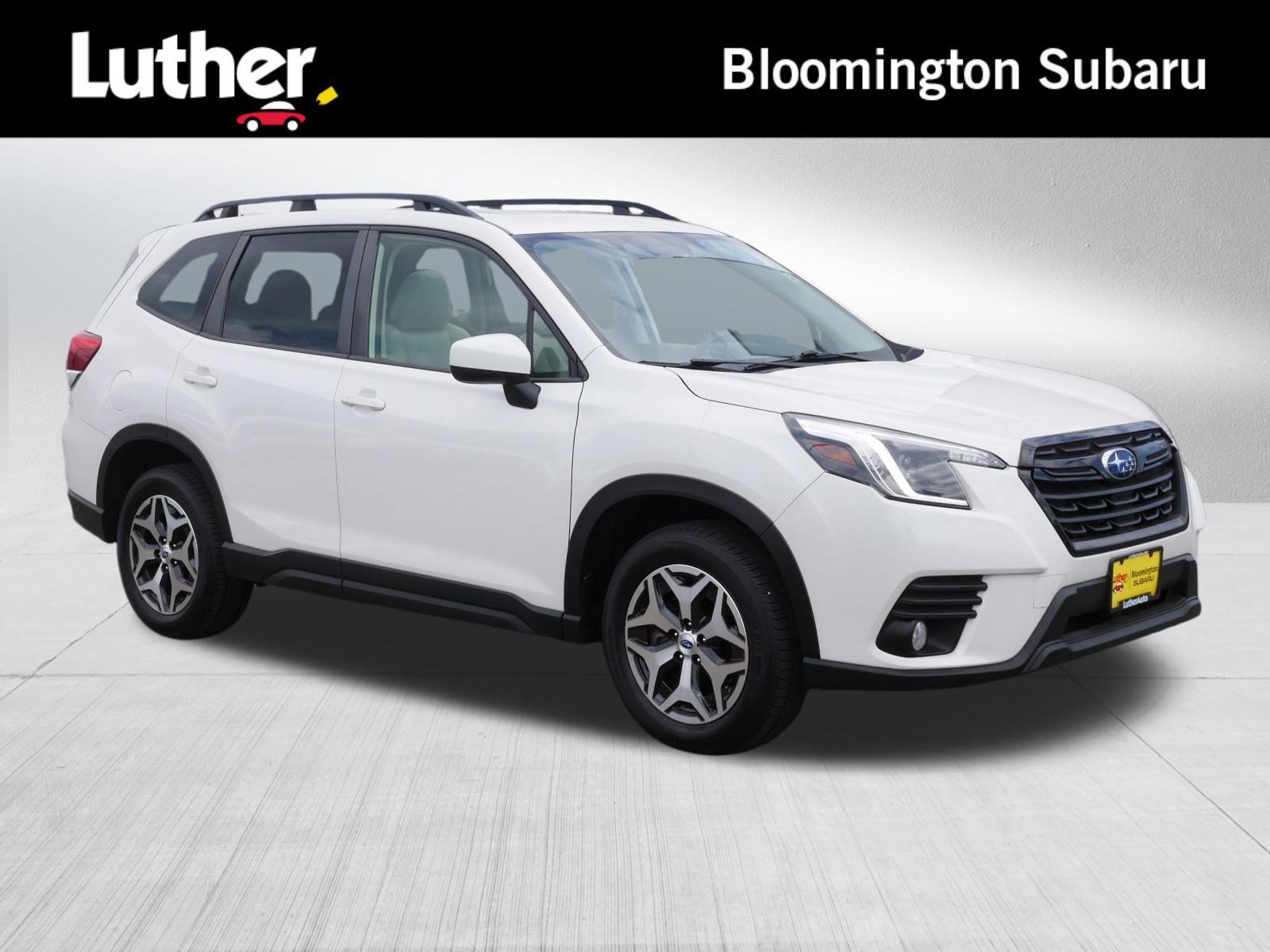 Used 2023 Crystal White Pearl Subaru Premium image 1