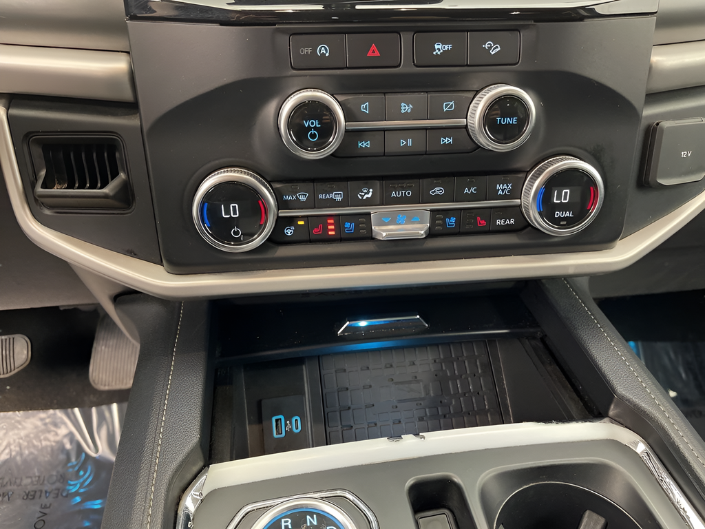 Used 2024 Silver Metallic Ford XLT image 14