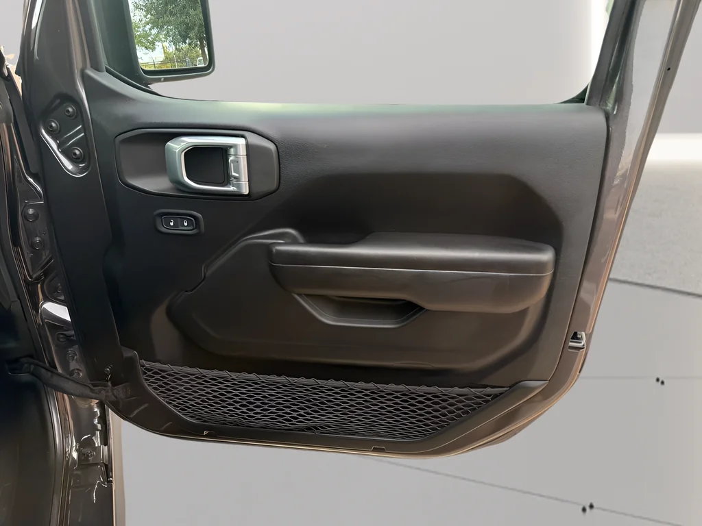 Used 2021 Gray Jeep Willys image 40