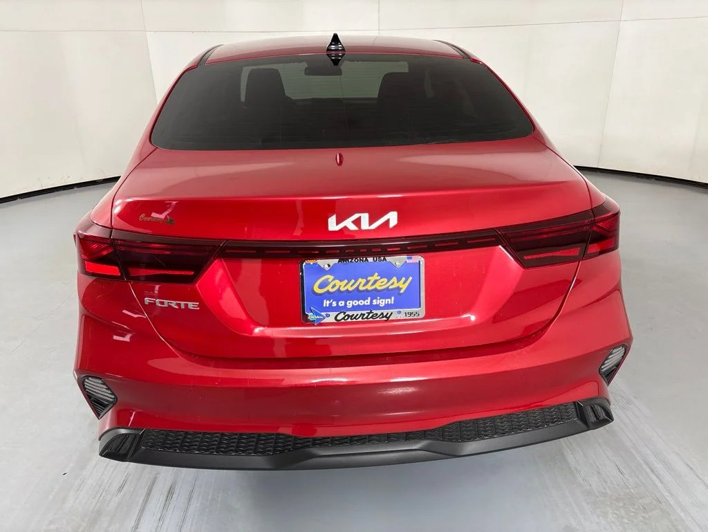 Used 2024 Red Kia LXS image 7