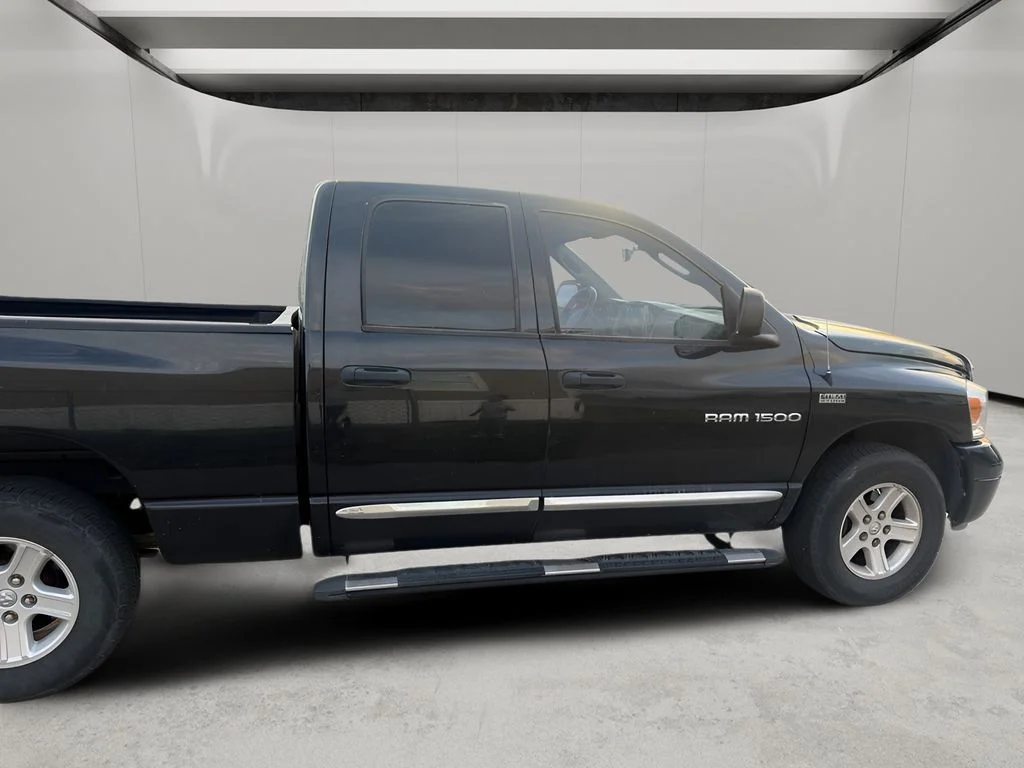 Used 2007 Black Dodge SLT PACKAGE image 10