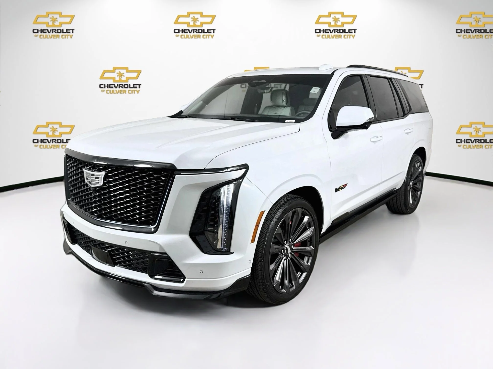 Used 2026 Vibrant White Tricoat Cadillac V-Series image 3