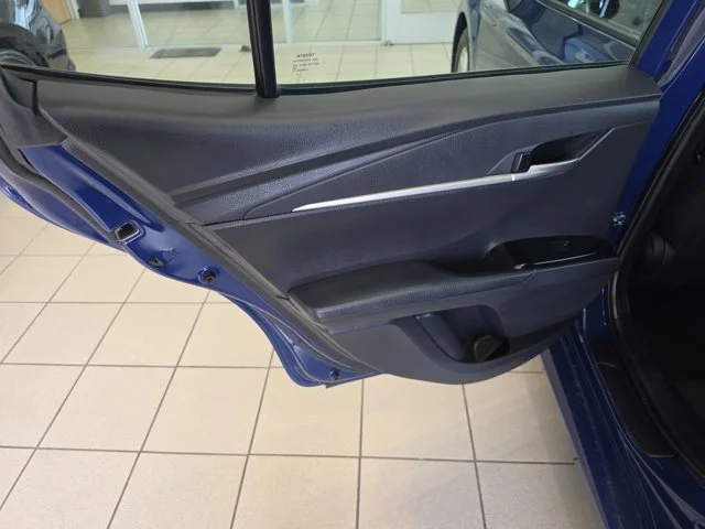Used 2025  Toyota LE image 28