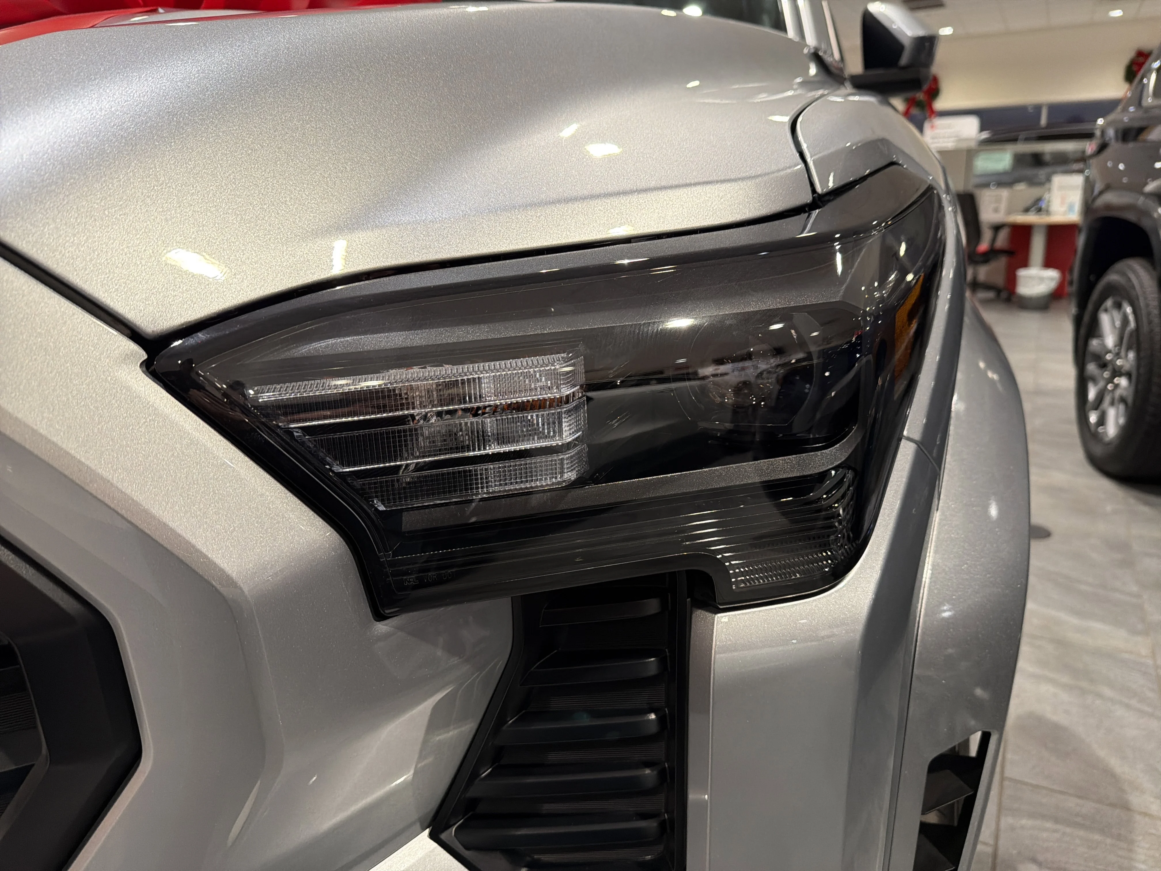 2025 Toyota Tacoma TRD Sport - Photo 44