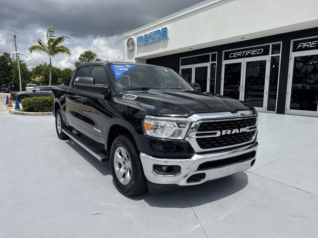 Used 2023 Diamond Black Ram Big Horn/Lone Star image 7