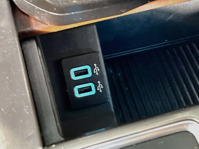 Used 2017 Blue Ford Limited image 21