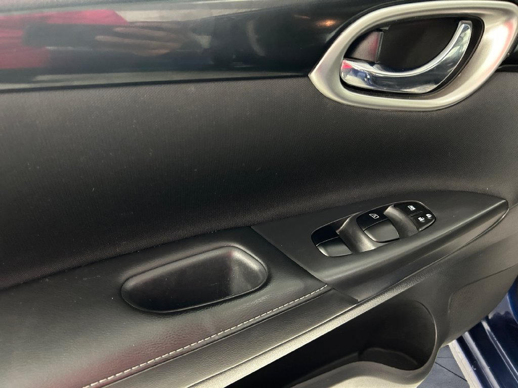 Used 2018 Blue Nissan SV image 12