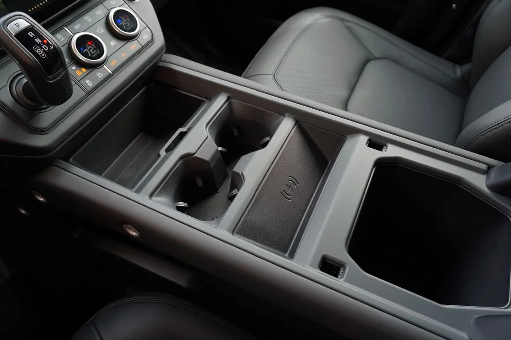 New 2026 Carpathian Grey Land Rover X-Dynamic SE image 29