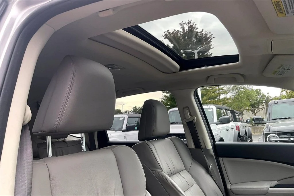 Used 2013  Honda EX-L image 21
