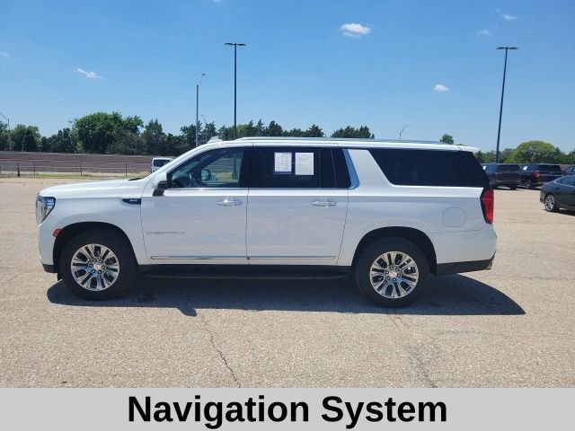 Used 2024 Summit White GMC Denali image 3