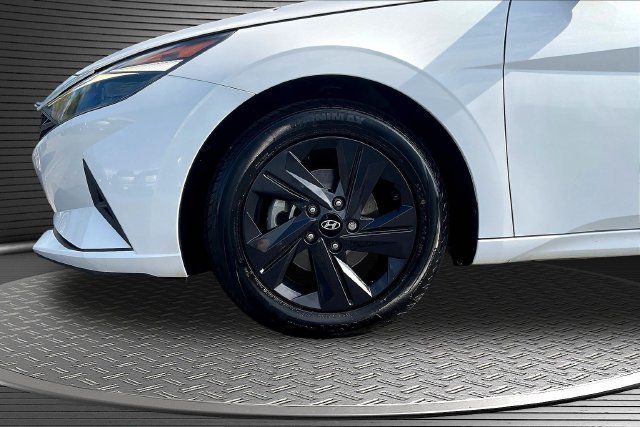 2021 Hyundai Elantra SEL - Photo 35