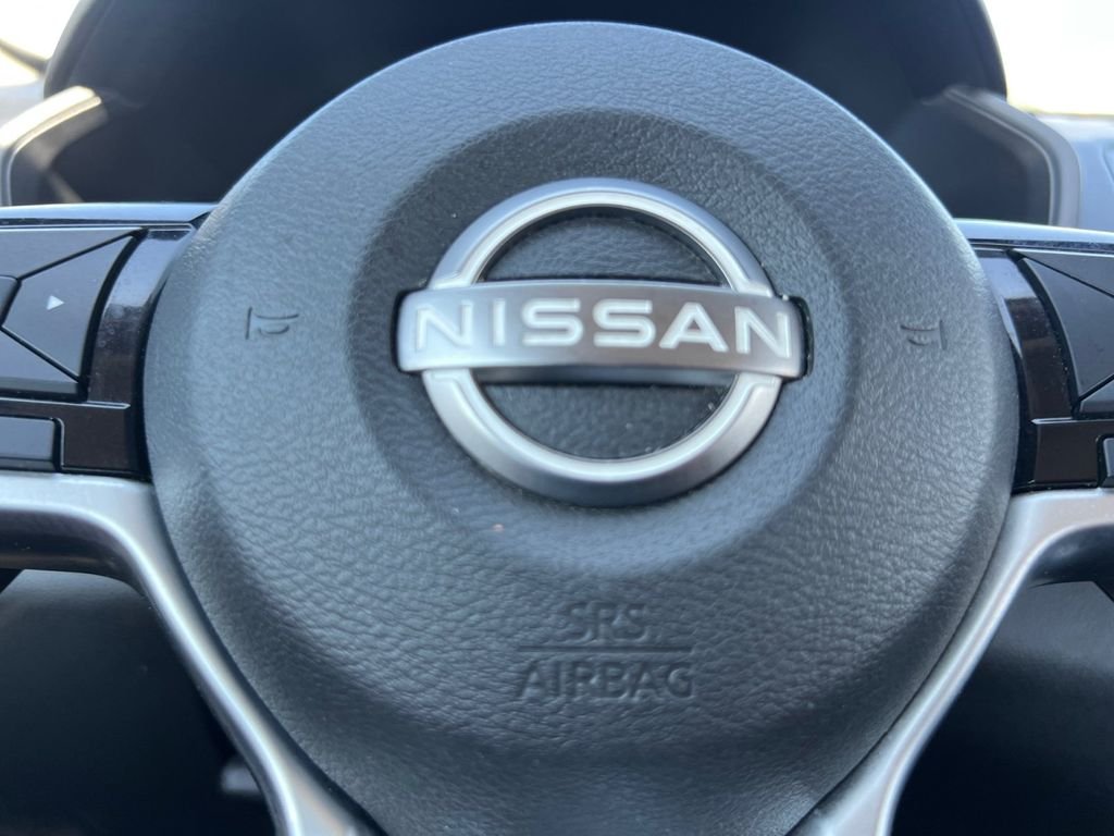 Used 2024 Gray Nissan 2.5 SR image 5