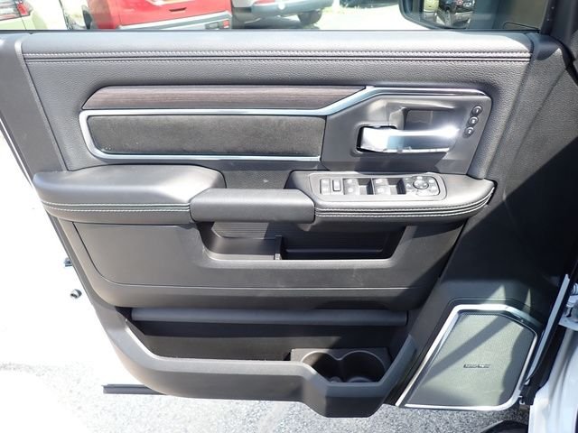 New 2027 Bright White Clear-Coat Exterior Paint RAM Laramie image 17
