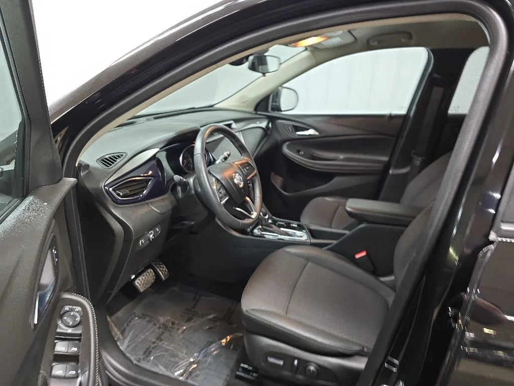 Used 2023 Black Buick Select image 31
