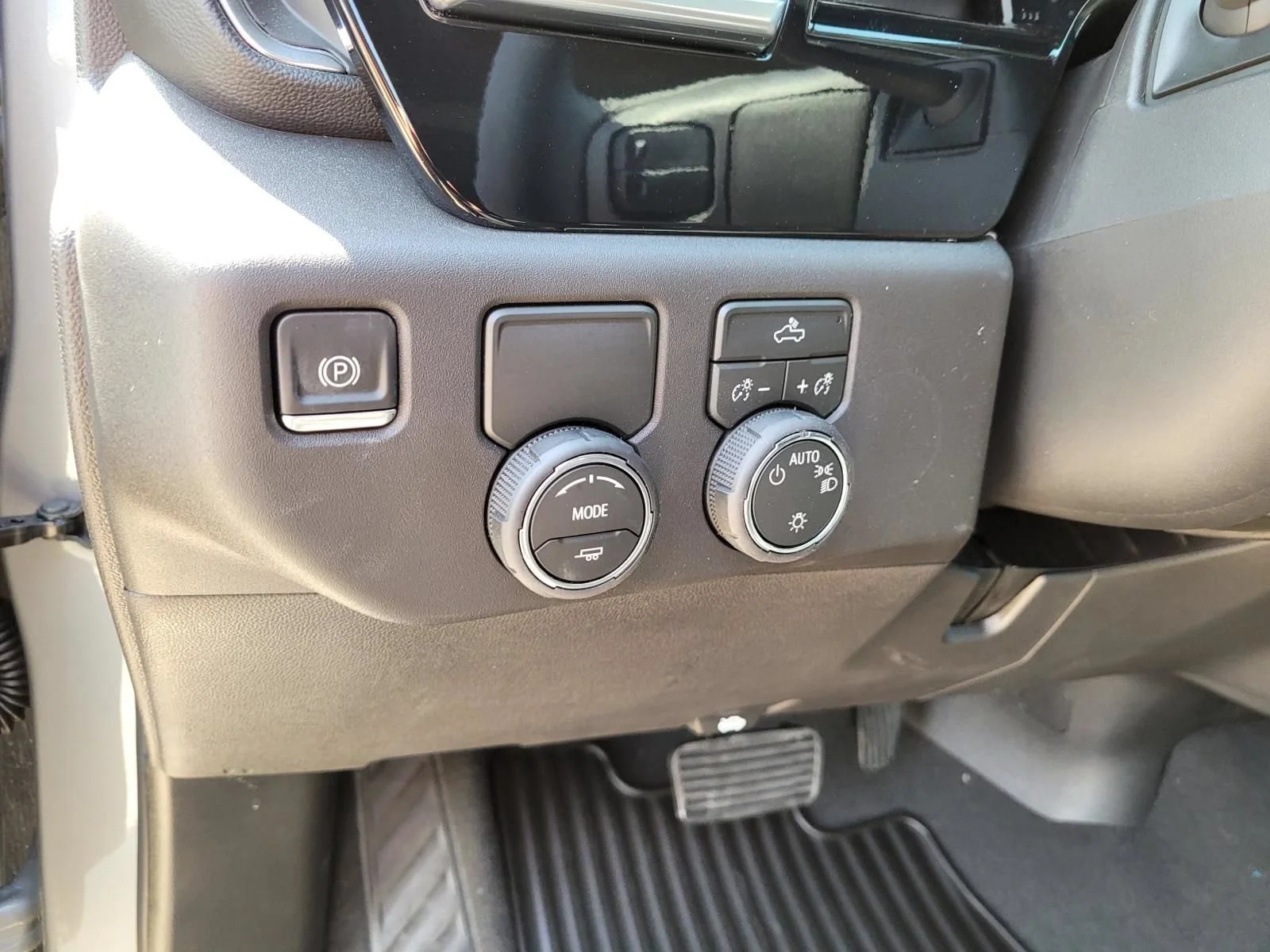 2026 Chevrolet Silverado 1500 LT - Photo 16