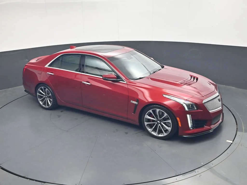 Used 2016 Red Cadillac 2SV image 38