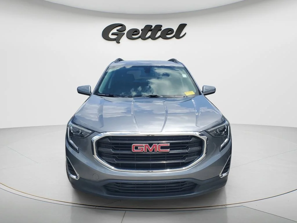 Used 2019 SATIN STEEL METALLIC GMC SLE image 2