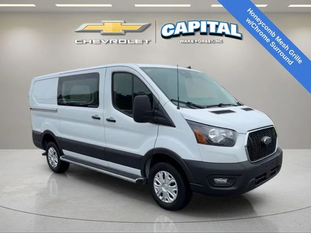 Used 2025 White Ford Base image 8