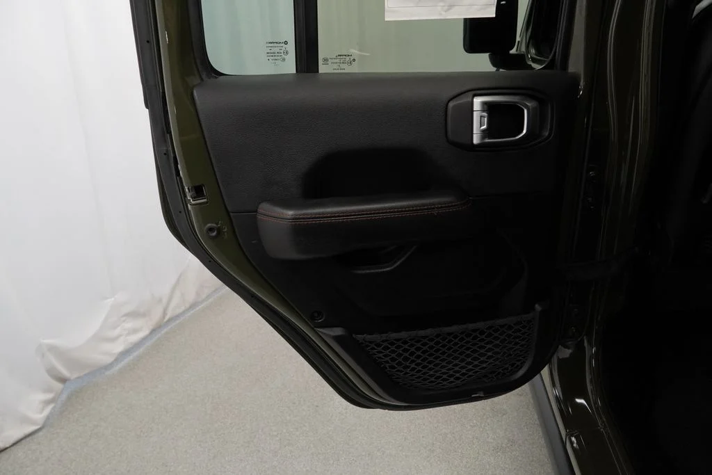 Used 2022 Green Jeep Mojave image 41