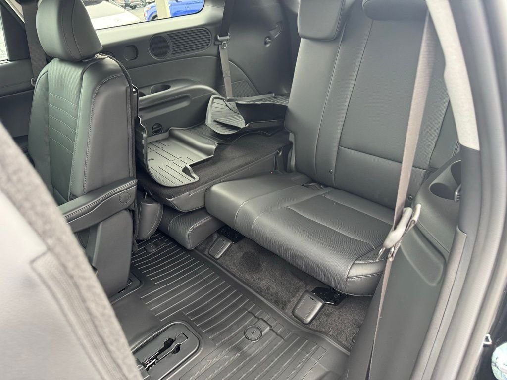 New 2026 Abyss Black Hyundai Limited AWD image 22